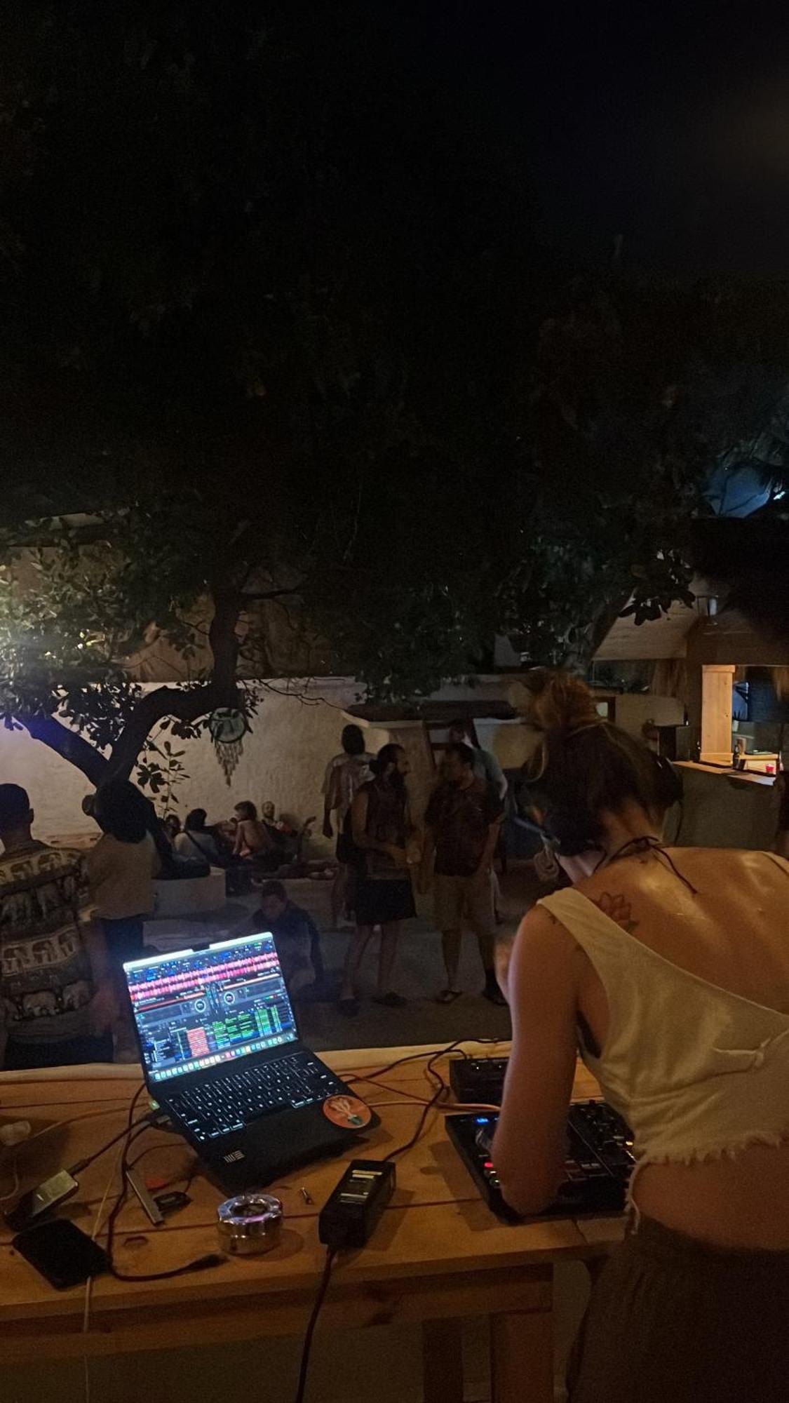 Hot - House Of Travellers, Vagator Hostel Exterior photo